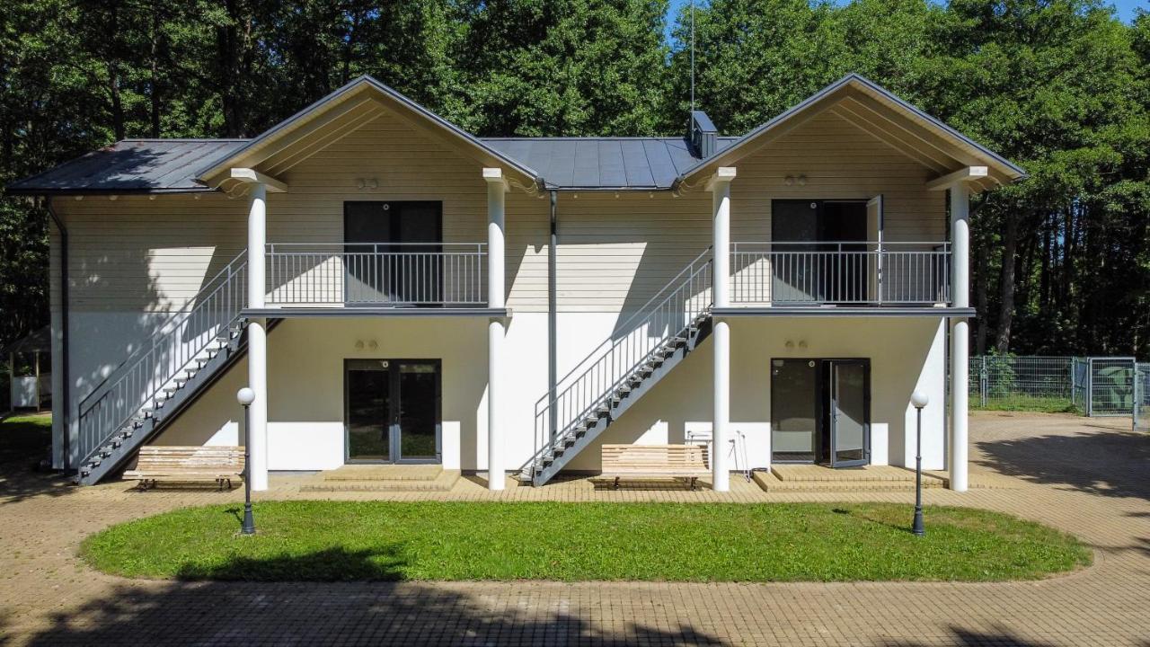 פלאנגה Nemirseta Forest Apartments מראה חיצוני תמונה