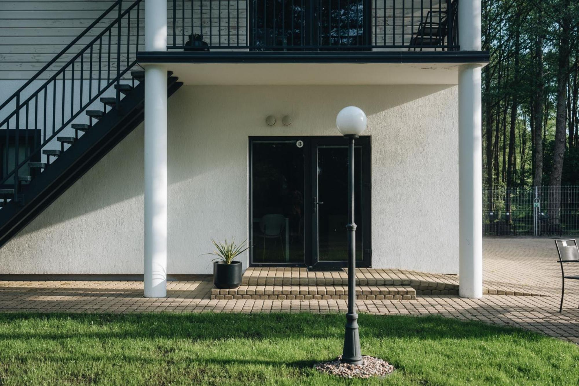 פלאנגה Nemirseta Forest Apartments מראה חיצוני תמונה